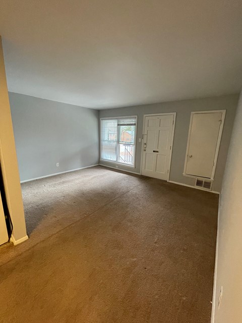 Classic/Silver 1 bedroom